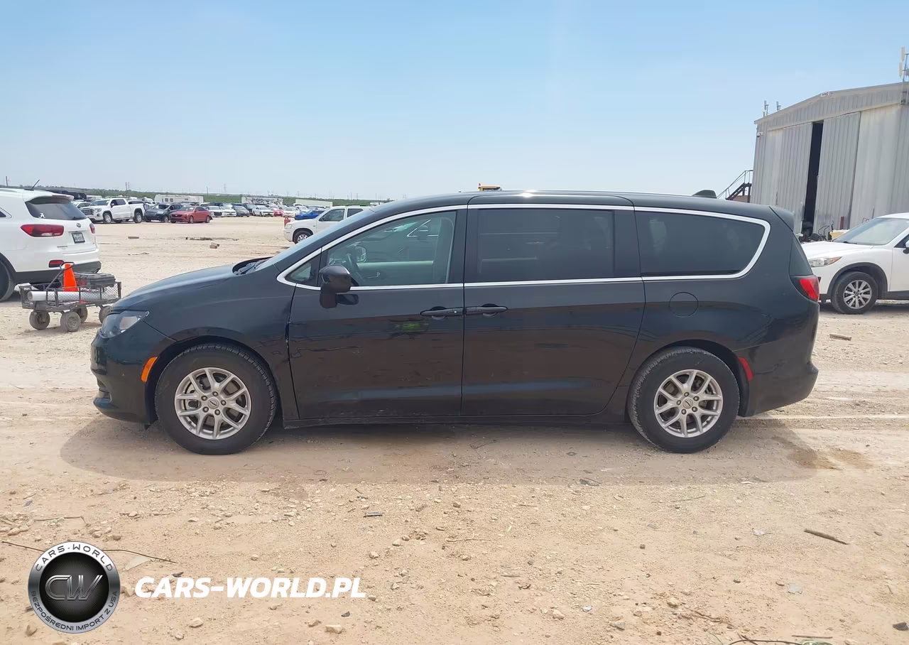 2023 Chrysler Voyager Lx VIN:2C4RC1CG6PR619912 - 14