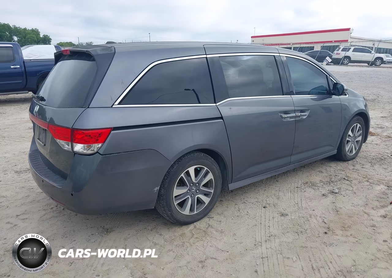 2016 Honda Odyssey Touring-Touring Elite VIN:5FNRL5H96GB070502 - 4