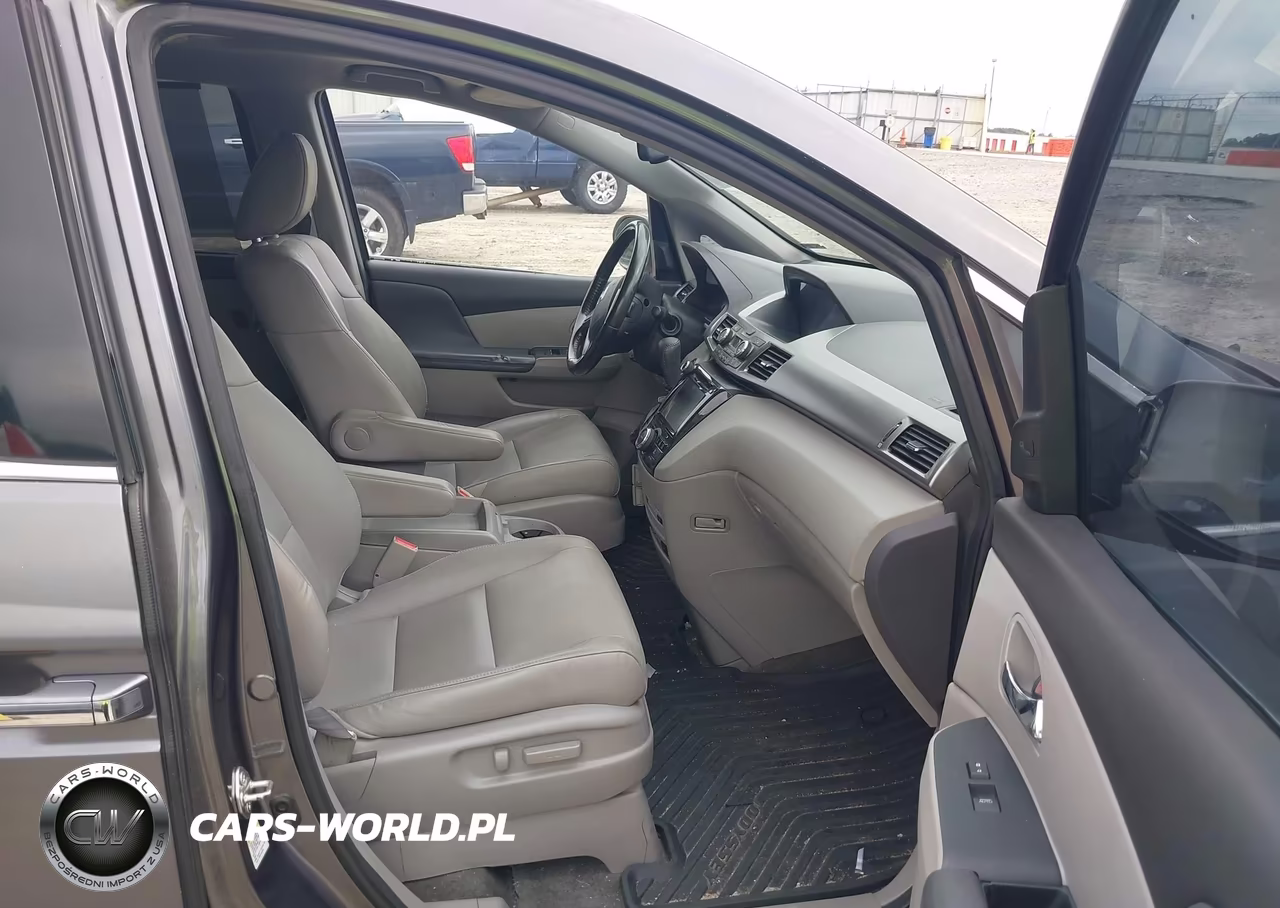 2016 Honda Odyssey Touring-Touring Elite VIN:5FNRL5H96GB070502 - 5