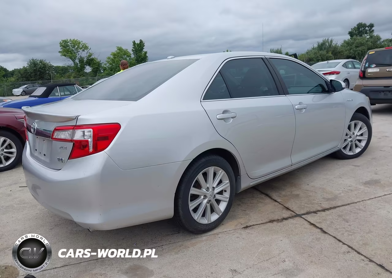 2012 Toyota Camry Hybrid Xle VIN:4T1BD1FK8CU041335 - 4