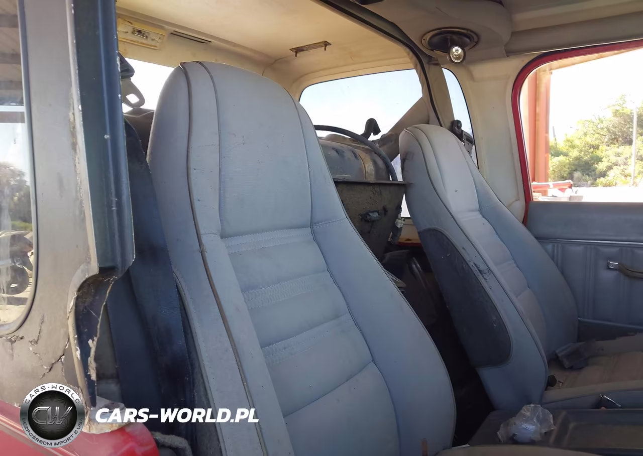 1990 Jeep Wrangler - Yj Laredo VIN:2J4FY59T8LJ519832 - 8