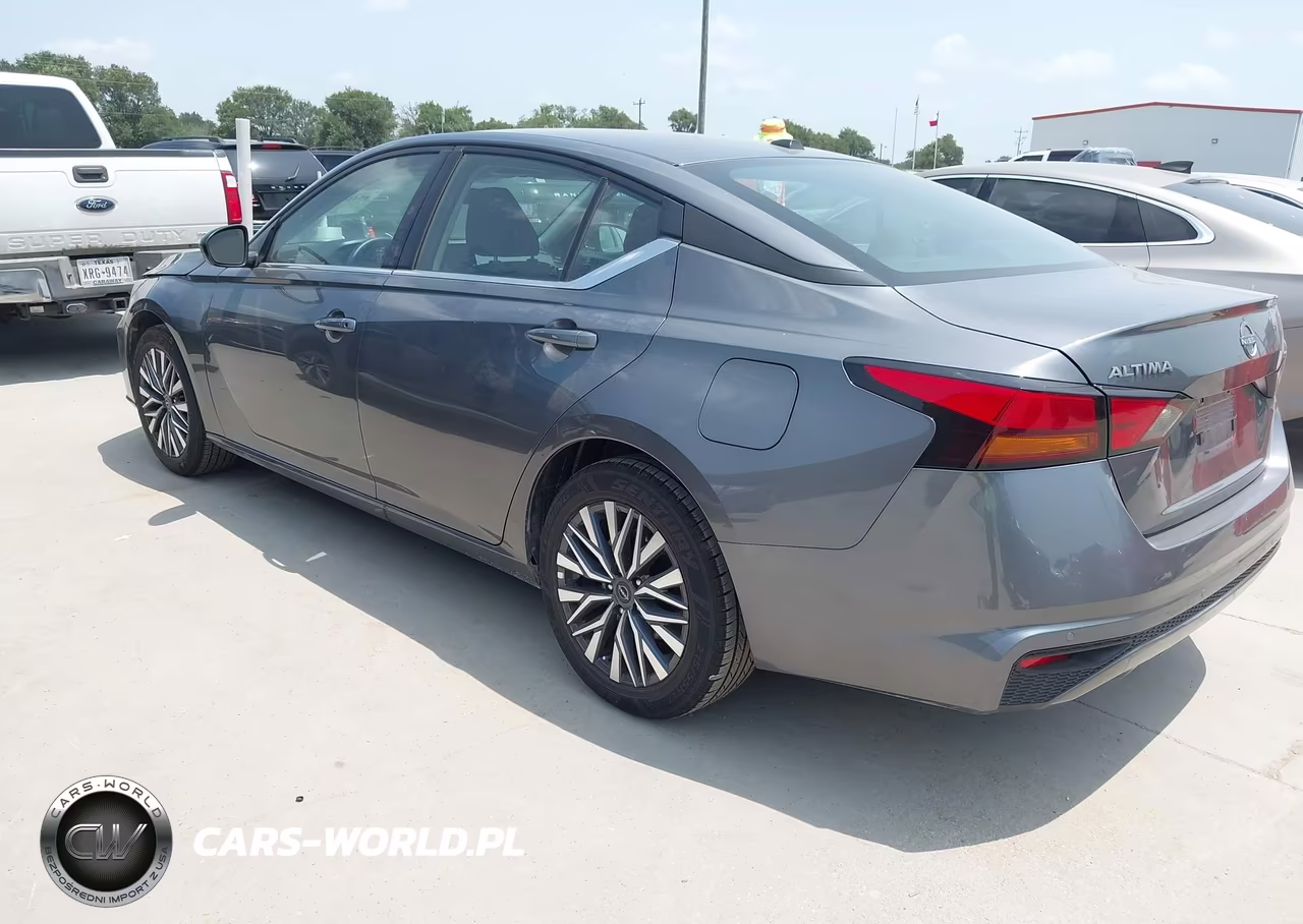 2026 Nissan Altima Sv Fwd VIN:1N4BL4DV5TN317735 - 3