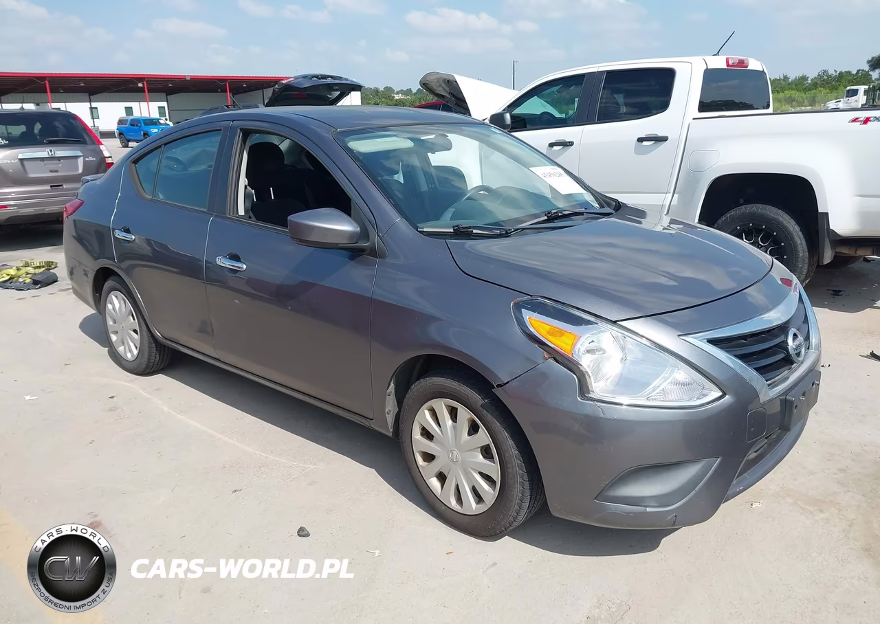 2017 Nissan Versa 1.6 Sv – zdjęcie 1 z 12