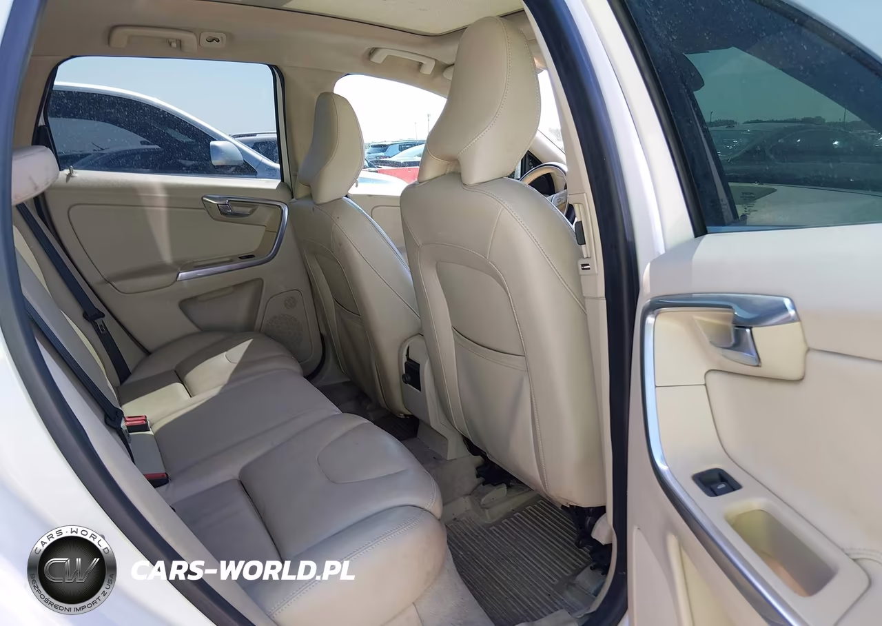 2016 Volvo Xc60 T5 Drive-E Platinum VIN:YV440MDM3G2863571 - 8