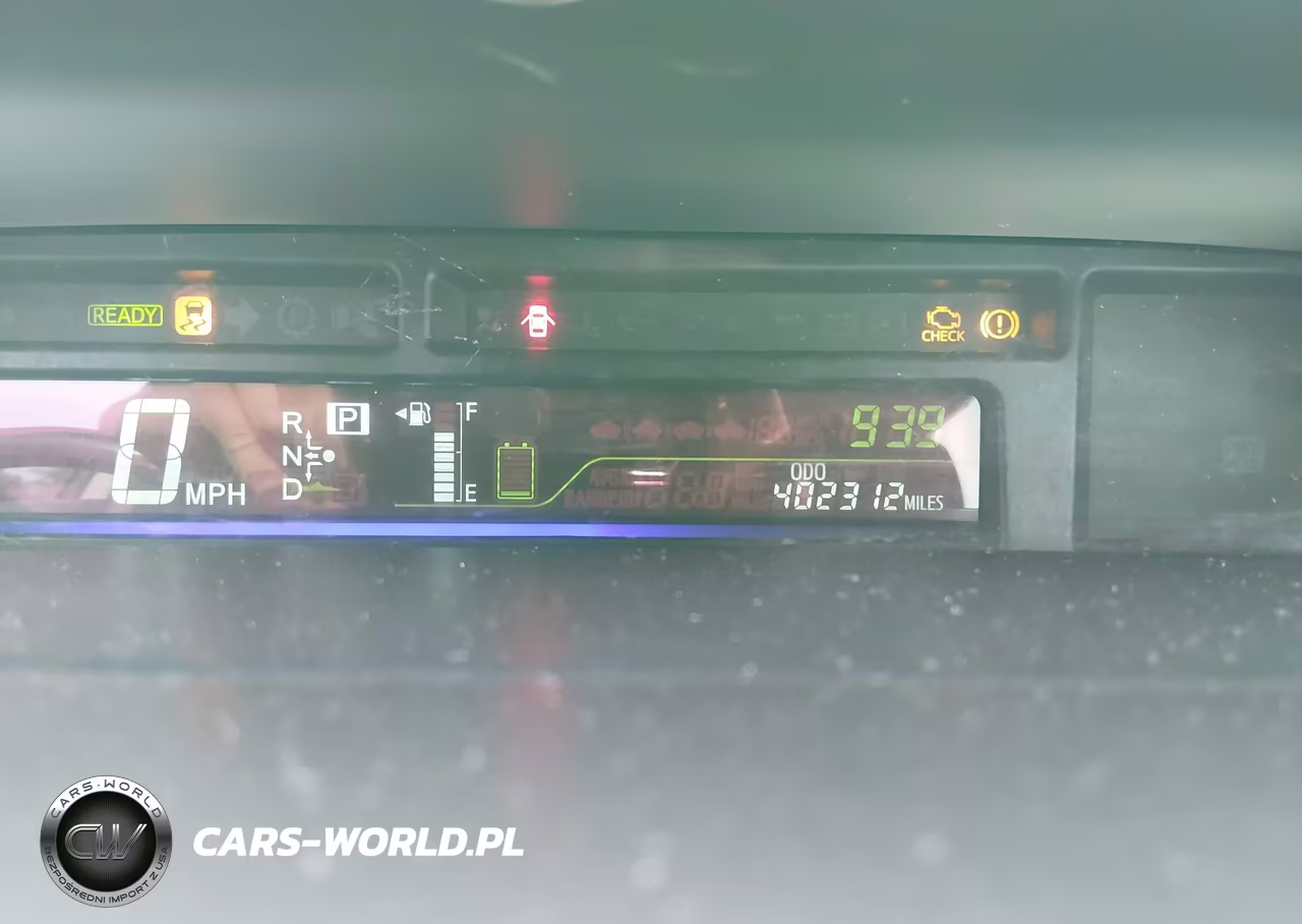 2015 Toyota Prius V Two VIN:JTDZN3EU3FJ036290 - 7