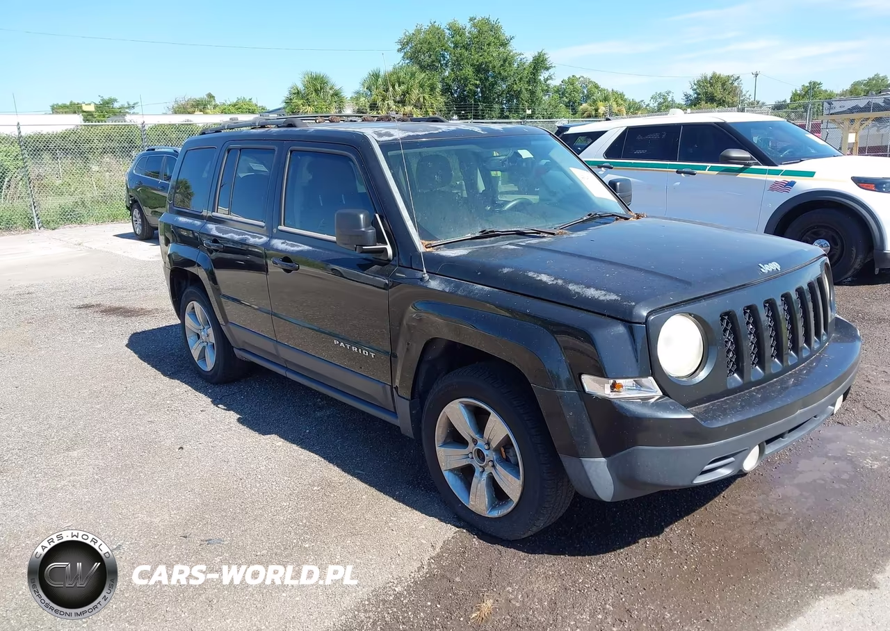 2014 Jeep Patriot Latitude – zdjęcie 1 z 11