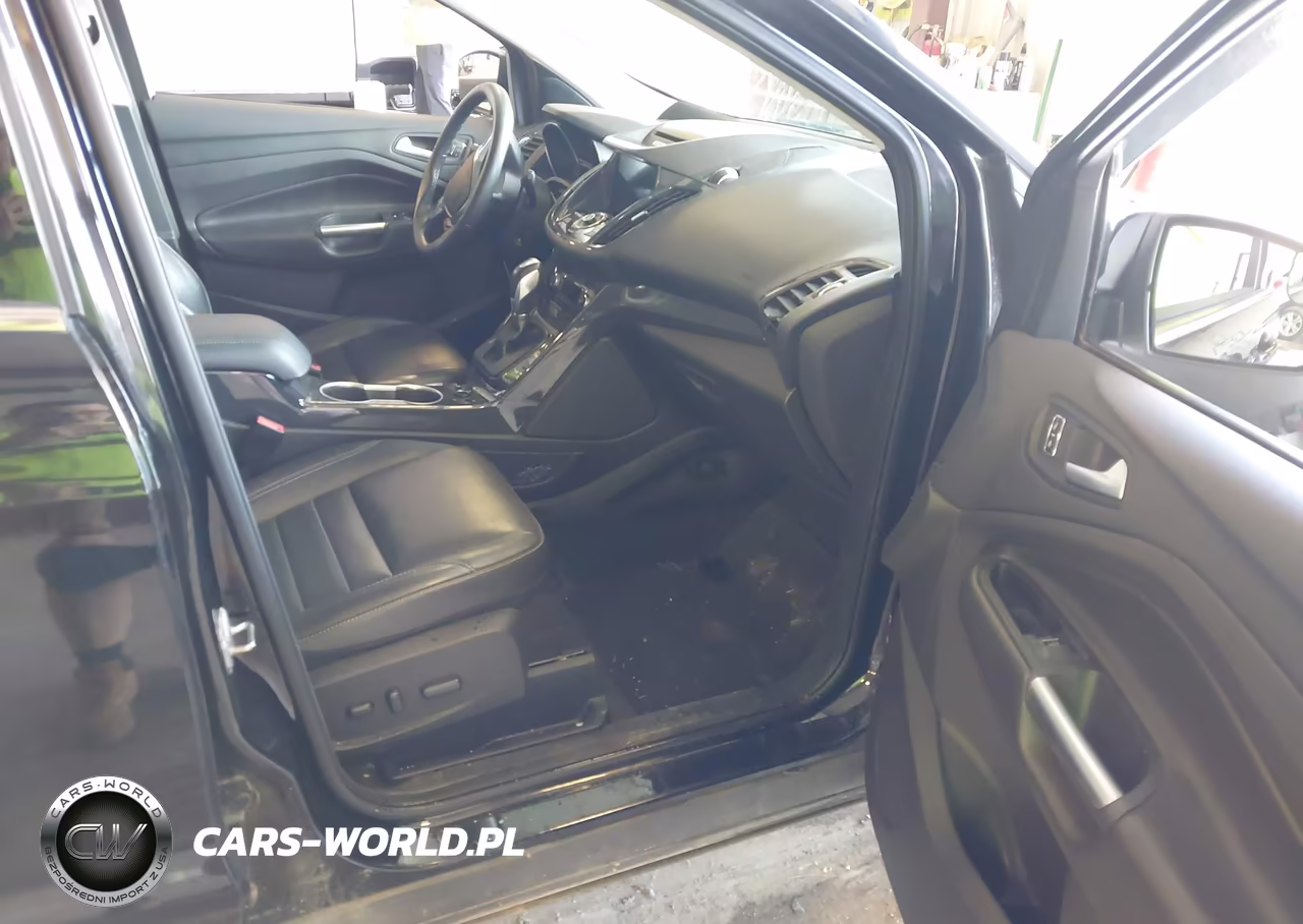 2016 Ford Escape Titanium VIN:1FMCU9JX8GUA28225 - 5