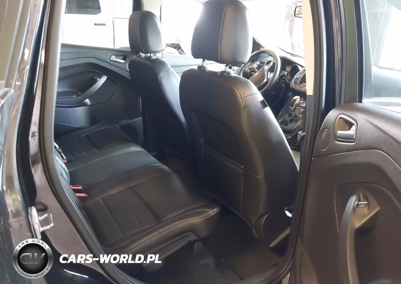 2016 Ford Escape Titanium VIN:1FMCU9JX8GUA28225 - 8