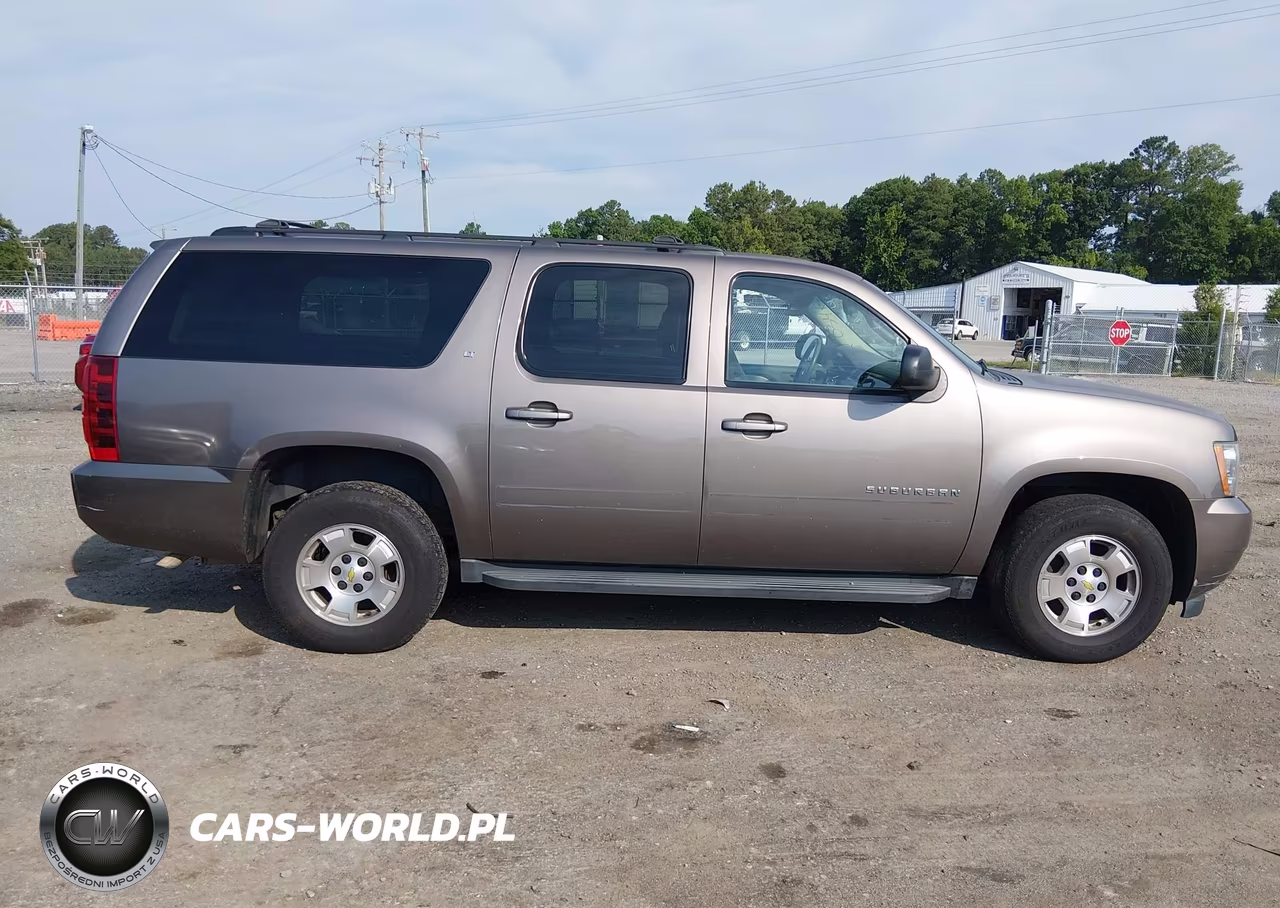 2013 Chevrolet Suburban Lt VIN:1GNSKJE71DR267011 - 13