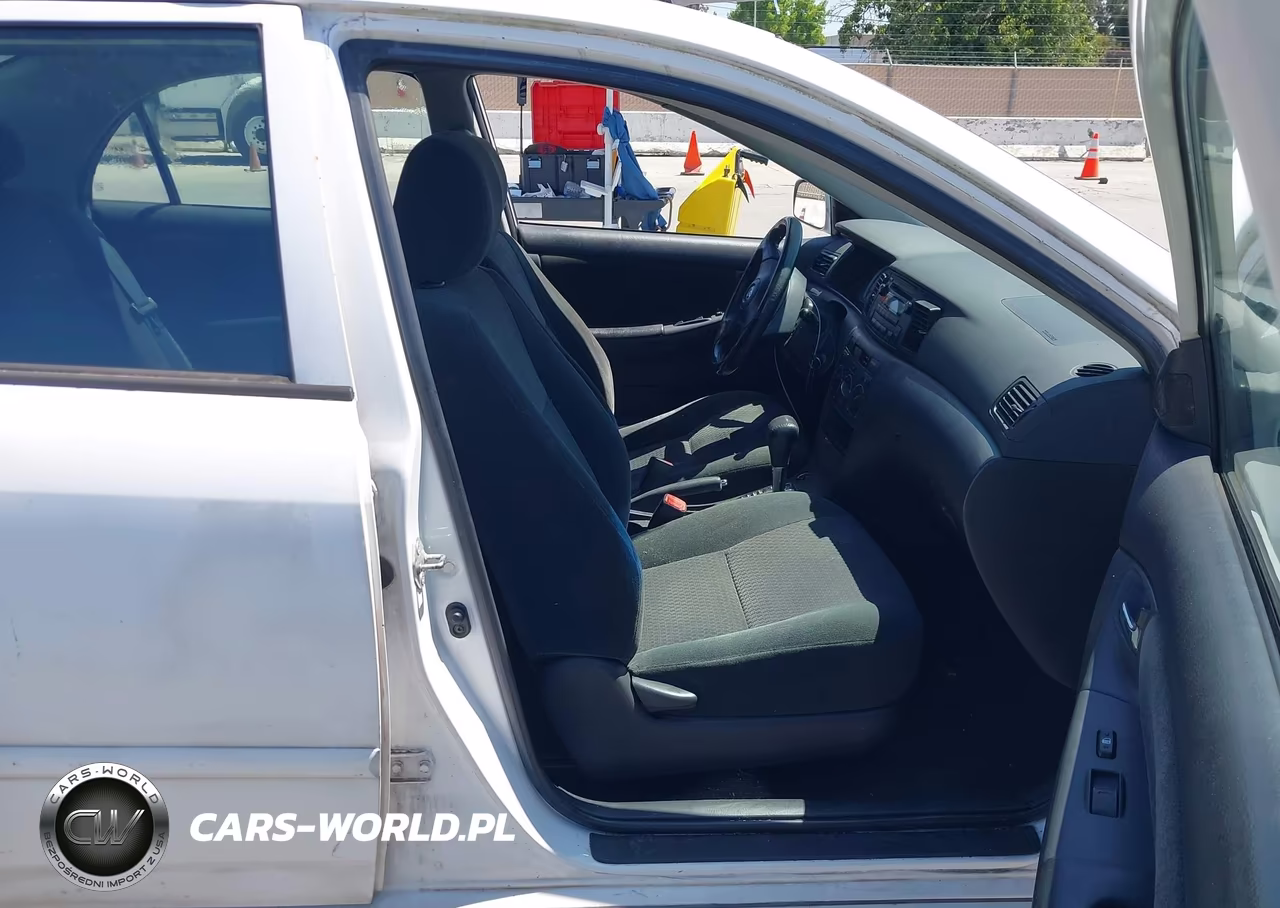 2005 Toyota Corolla S VIN:1NXBR32E25Z375926 - 5