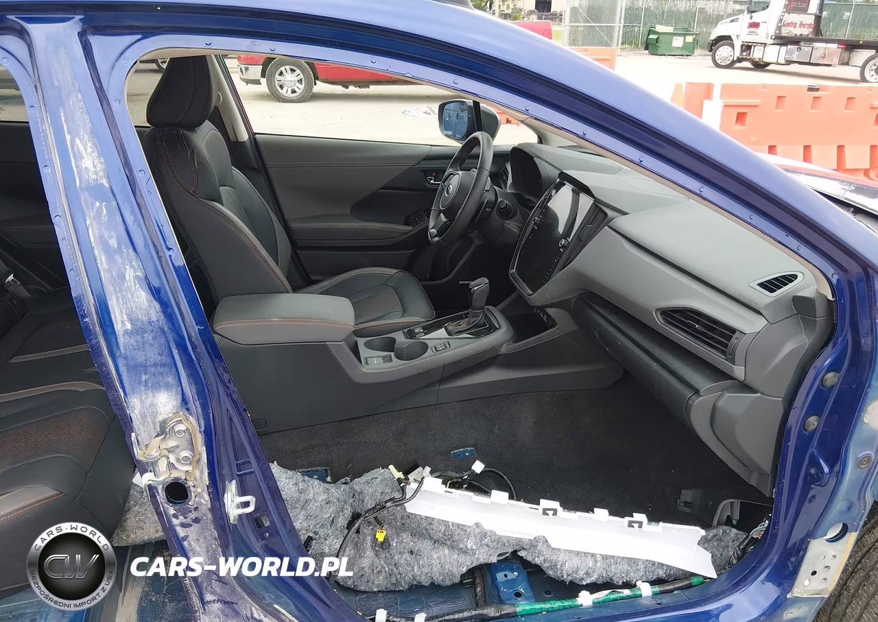 2025 Subaru Crosstrek Limited VIN:4S4GUHM65S3748806 - 5