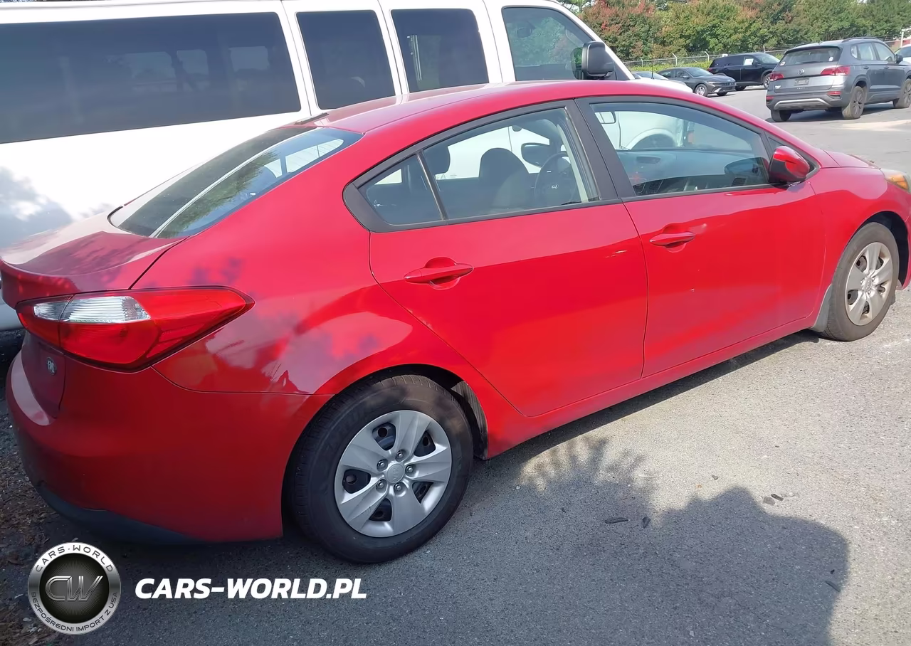 KIA FORTE VIN:KNAFK4A65G5589328 - 4