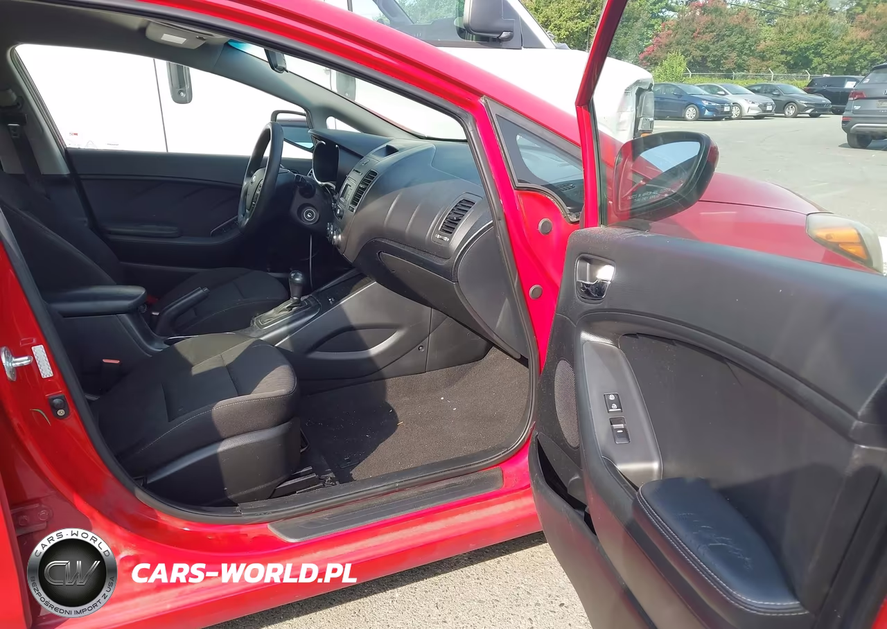 KIA FORTE VIN:KNAFK4A65G5589328 - 5