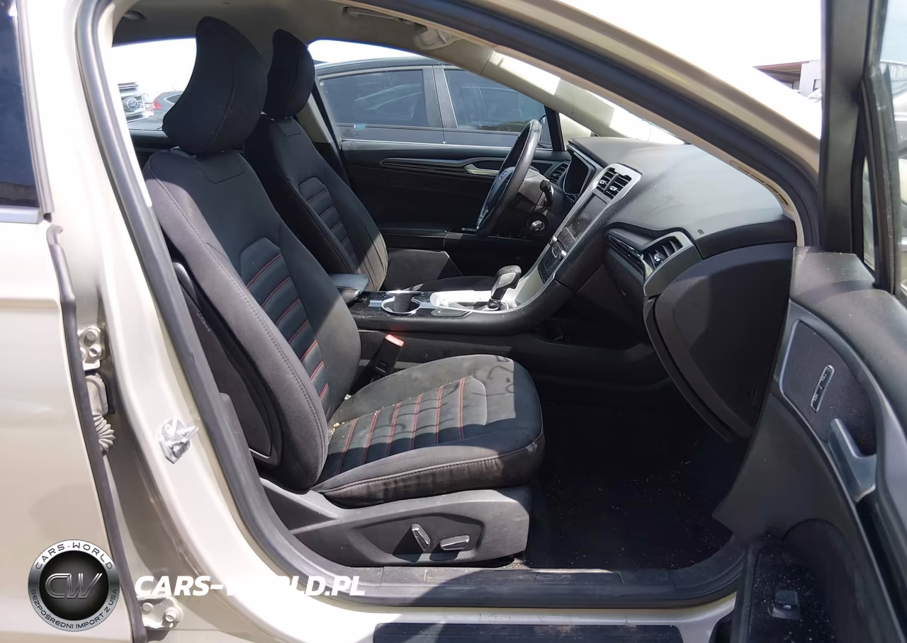 2015 Ford Fusion Se VIN:3FA6P0HD8FR234592 - 5