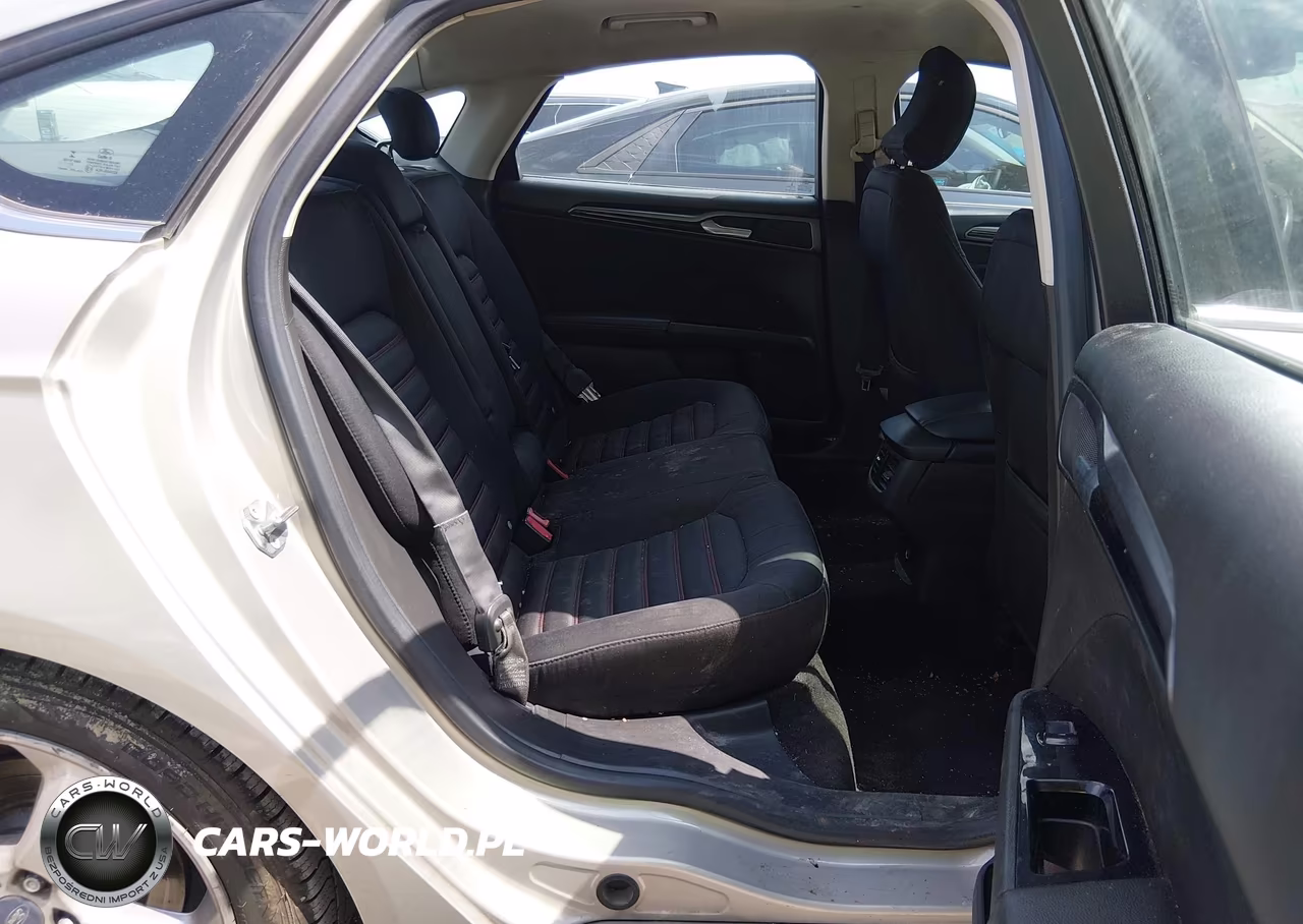 2015 Ford Fusion Se VIN:3FA6P0HD8FR234592 - 8