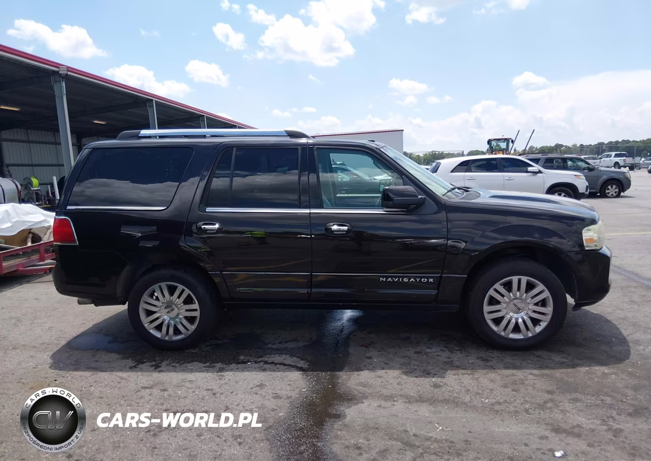 2013 Lincoln Navigator VIN:5LMJJ2H57DEL07079 - 13