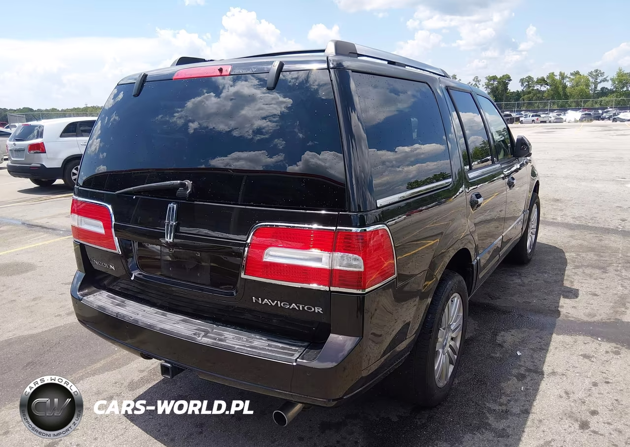 2013 Lincoln Navigator VIN:5LMJJ2H57DEL07079 - 4