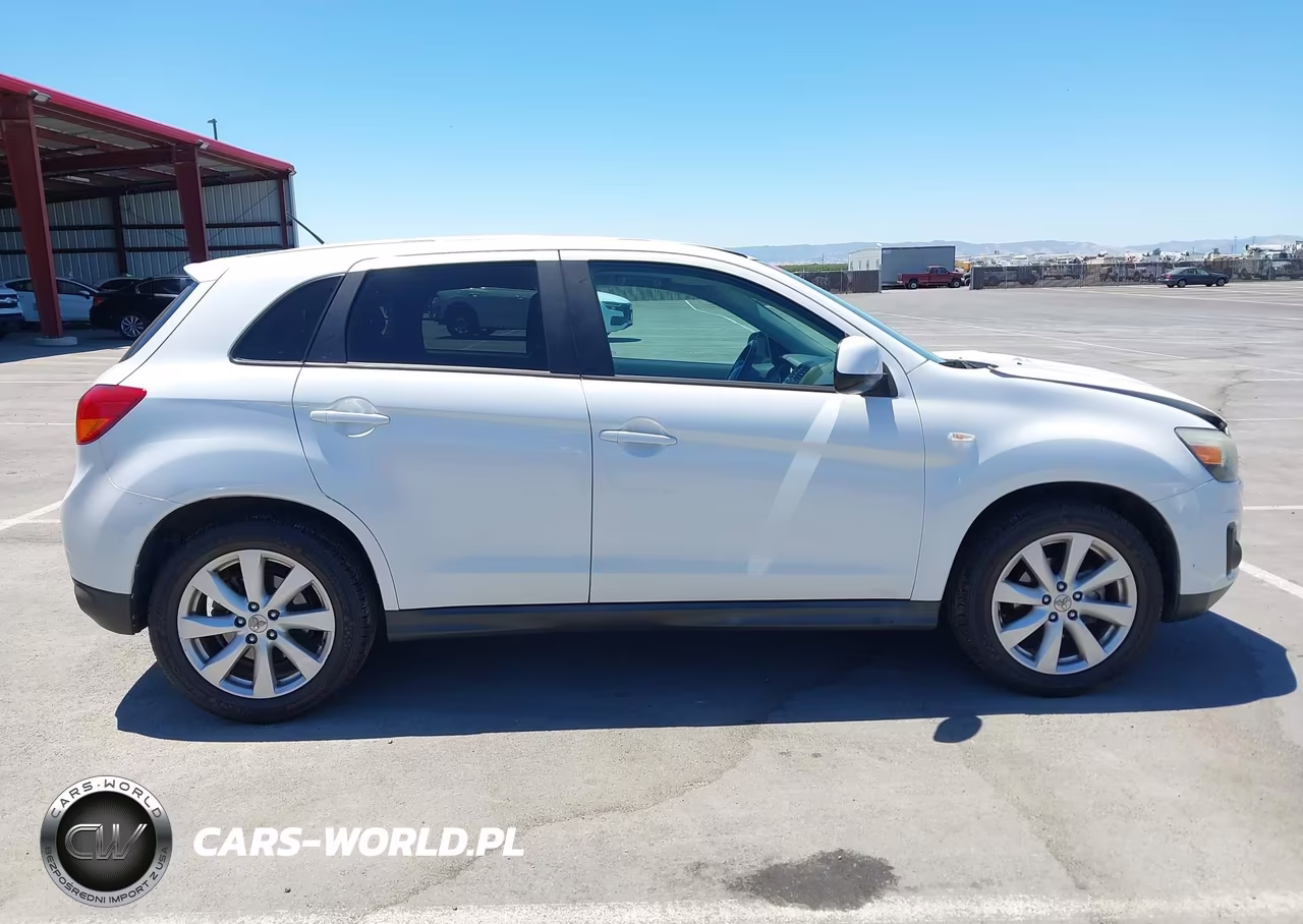 2015 Mitsubishi Outlander Sport Es VIN:4A4AR3AU3FE040879 - 13