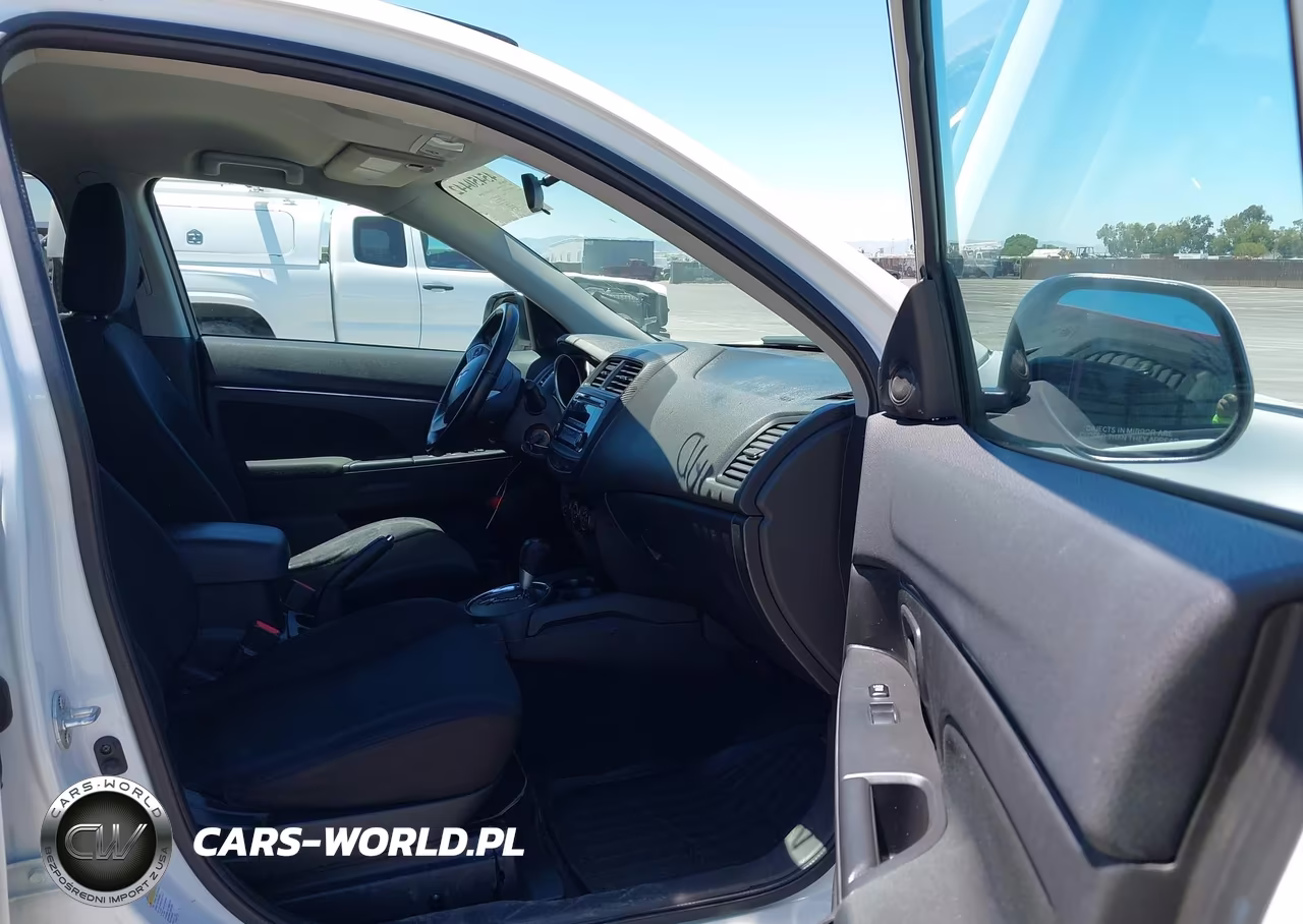 2015 Mitsubishi Outlander Sport Es VIN:4A4AR3AU3FE040879 - 5