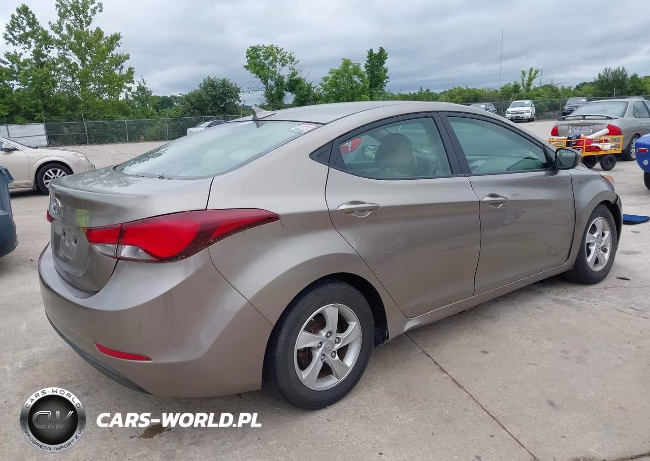 2014 Hyundai Elantra Se VIN:5NPDH4AE8EH512529 - 4