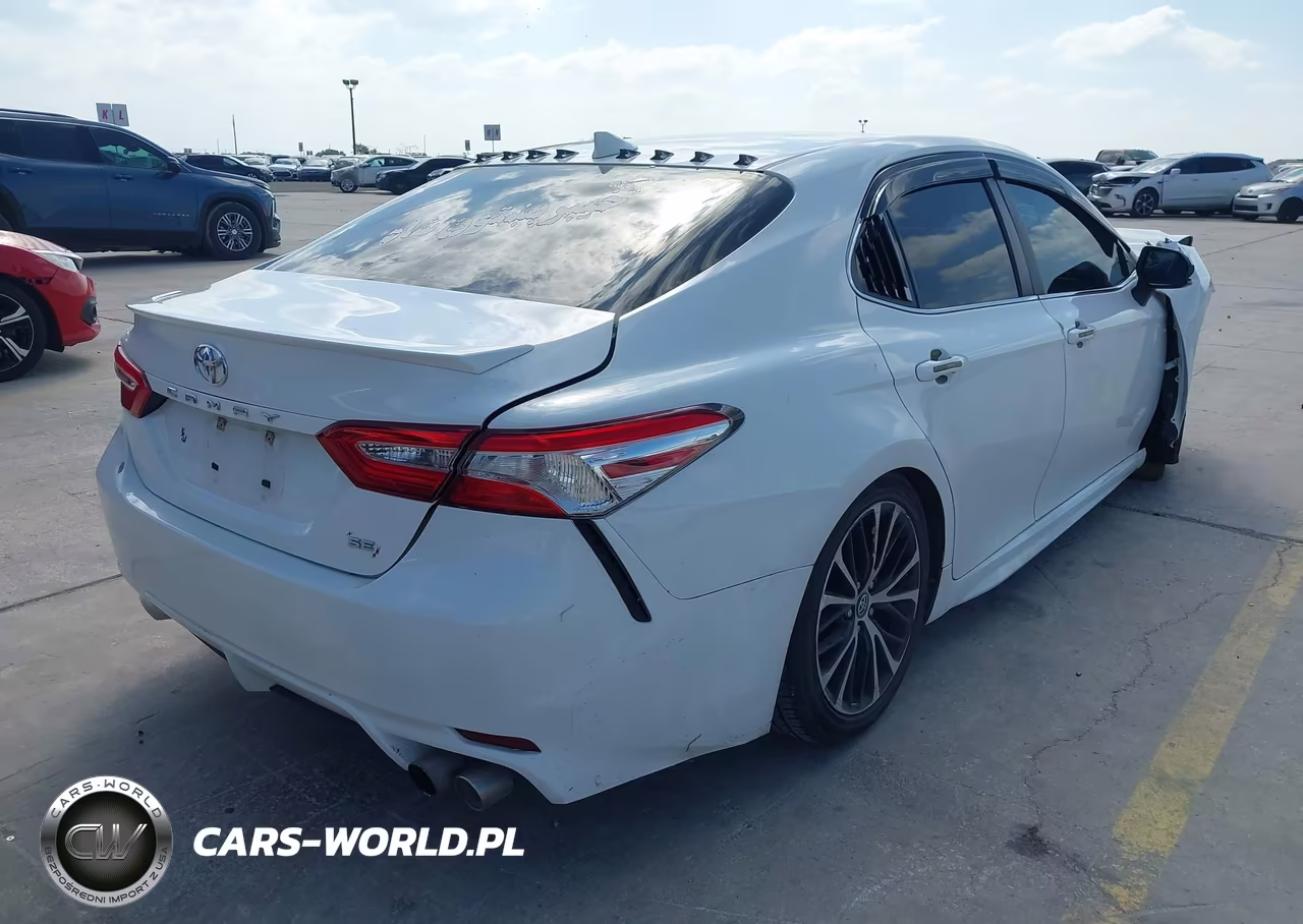 2019 Toyota Camry Se VIN:4T1B11HK7KU230708 - 4