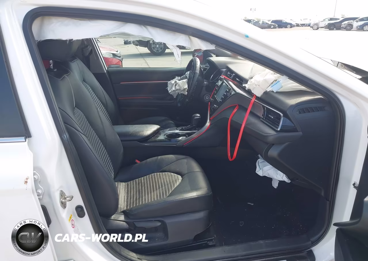 2019 Toyota Camry Se VIN:4T1B11HK7KU230708 - 5