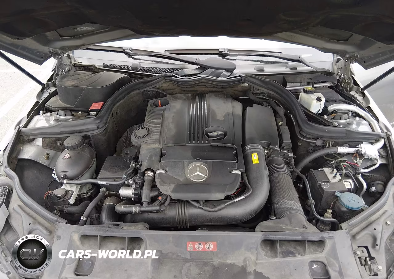 2012 Mercedes-Benz C 250 Sport VIN:WDDGF4HB3CR220099 - 10
