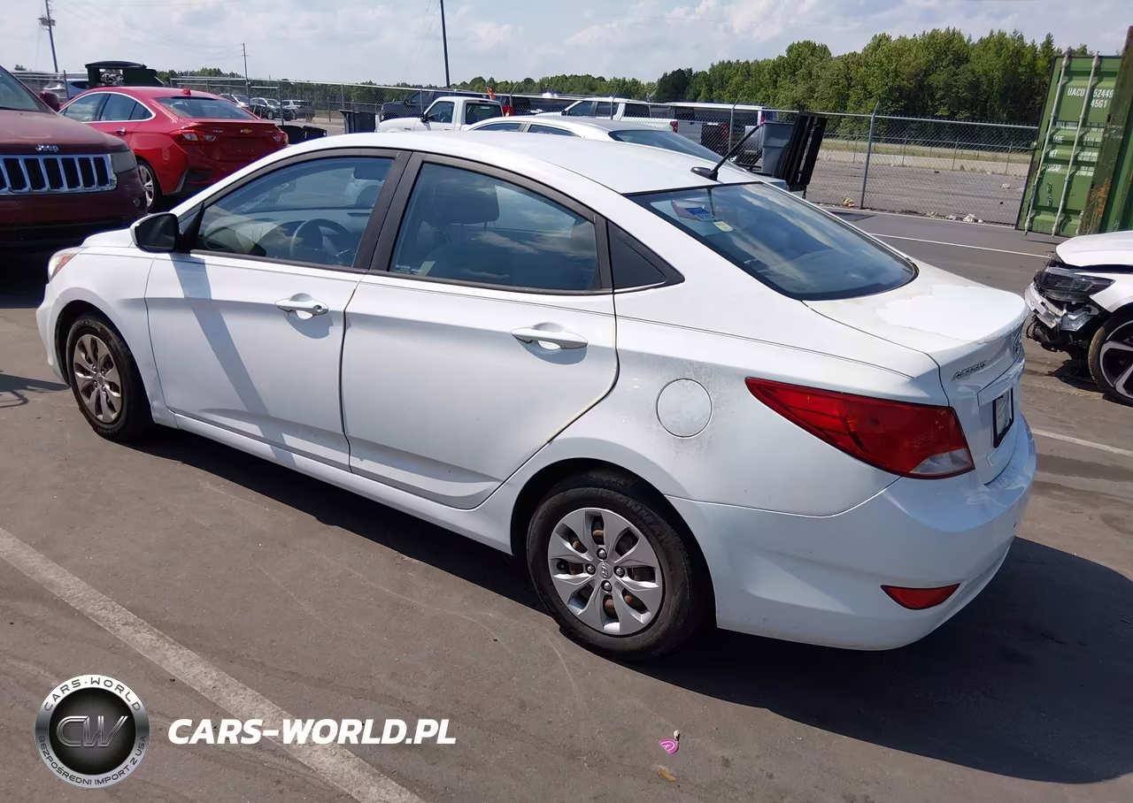 2017 Hyundai Accent Se VIN:KMHCT4AE8HU326182 - 3