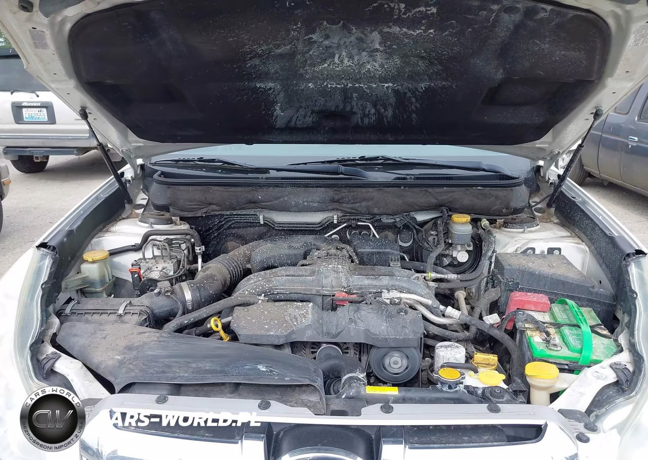 2014 Subaru Outback 2.5I Premium VIN:4S4BRBCC6E3253633 - 10