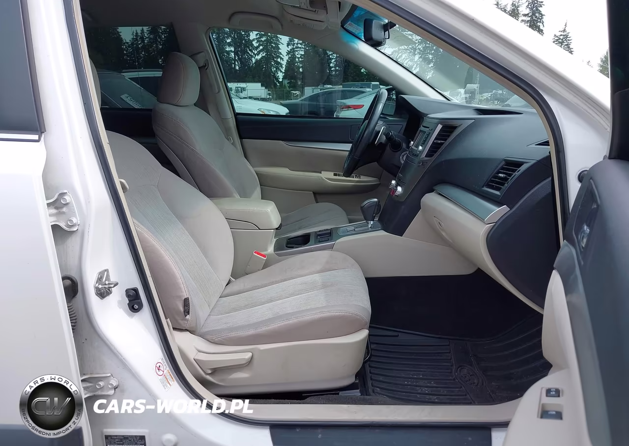 2014 Subaru Outback 2.5I Premium VIN:4S4BRBCC6E3253633 - 5