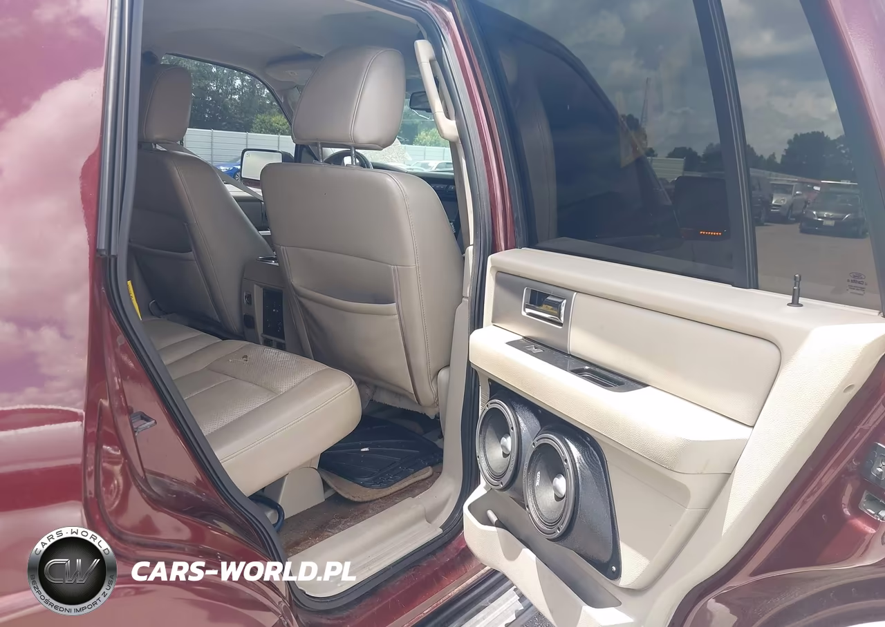 2011 Ford Expedition Limited VIN:1FMJU1K57BEF17370 - 8