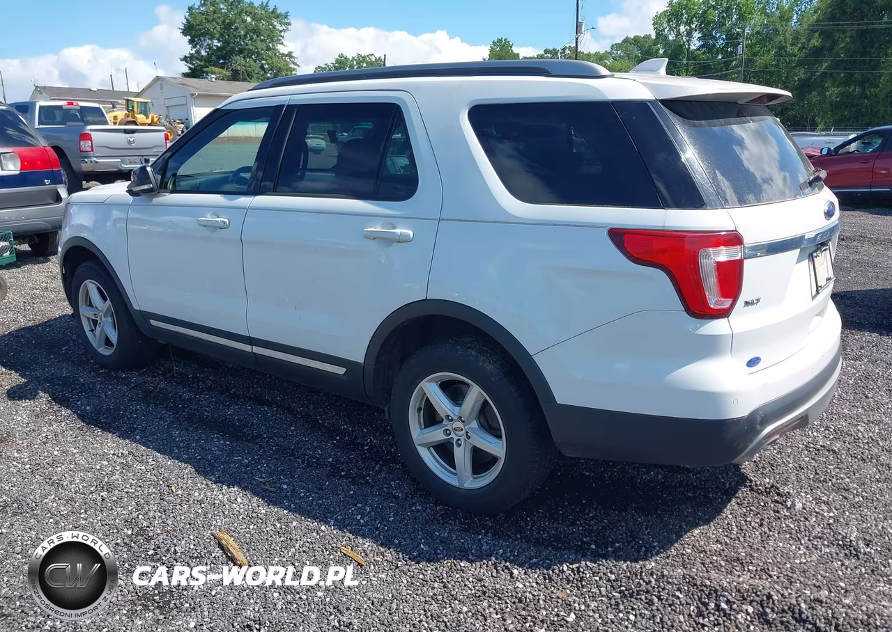 2016 Ford Explorer Xlt VIN:1FM5K8DH4GGB13607 - 3