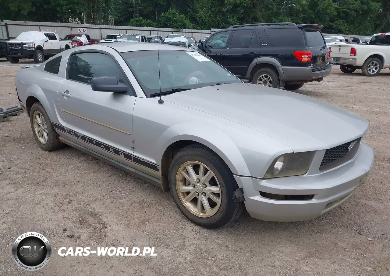 2008 Ford Mustang V6 Deluxe