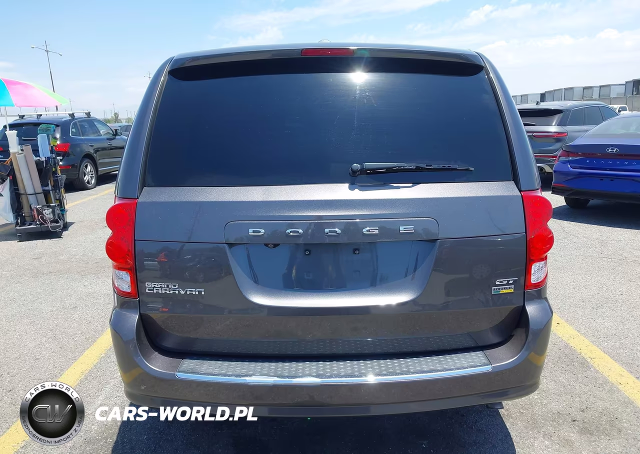 2019 Dodge Grand Caravan Gt VIN:2C4RDGEG1KR688402 - 17