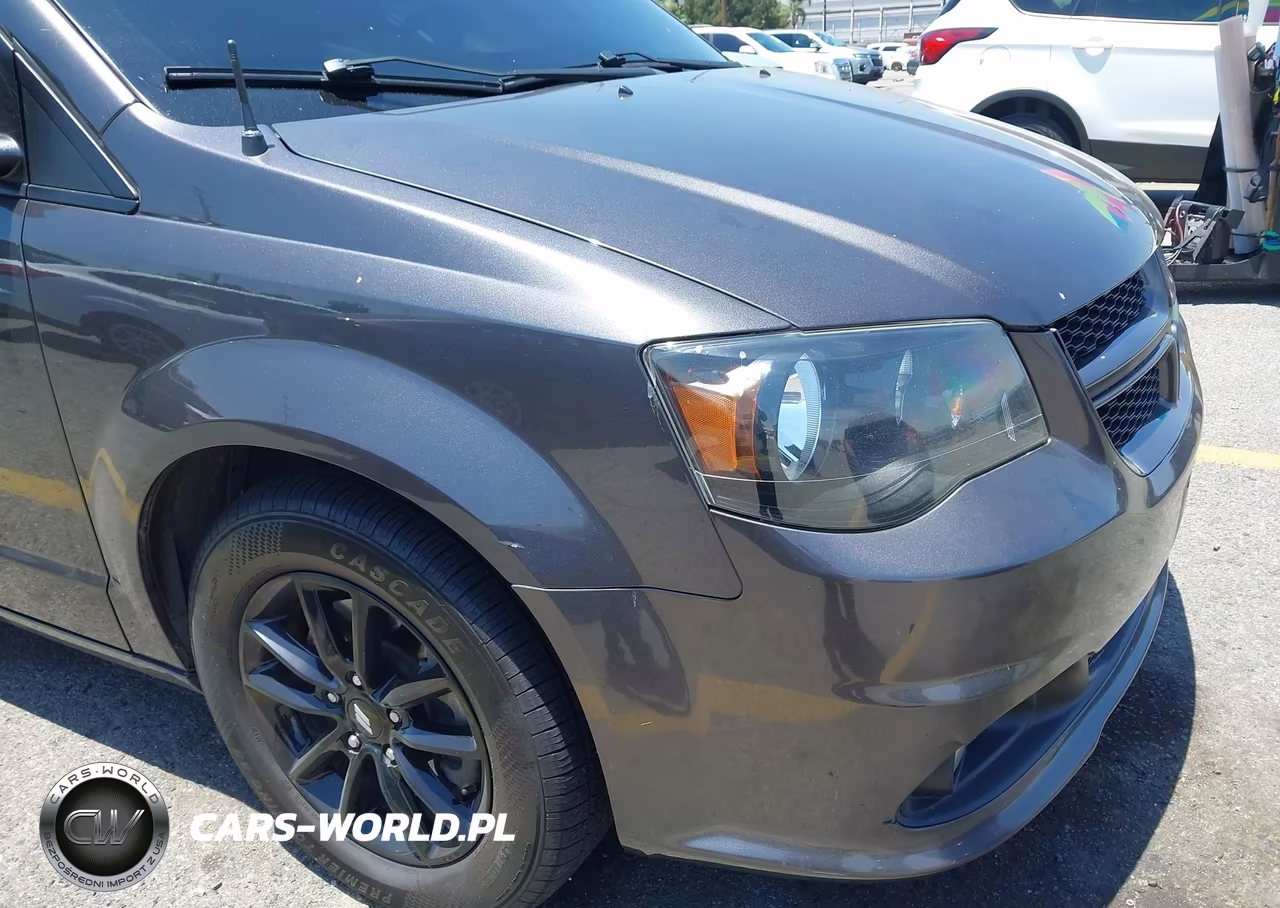 2019 Dodge Grand Caravan Gt VIN:2C4RDGEG1KR688402 - 19