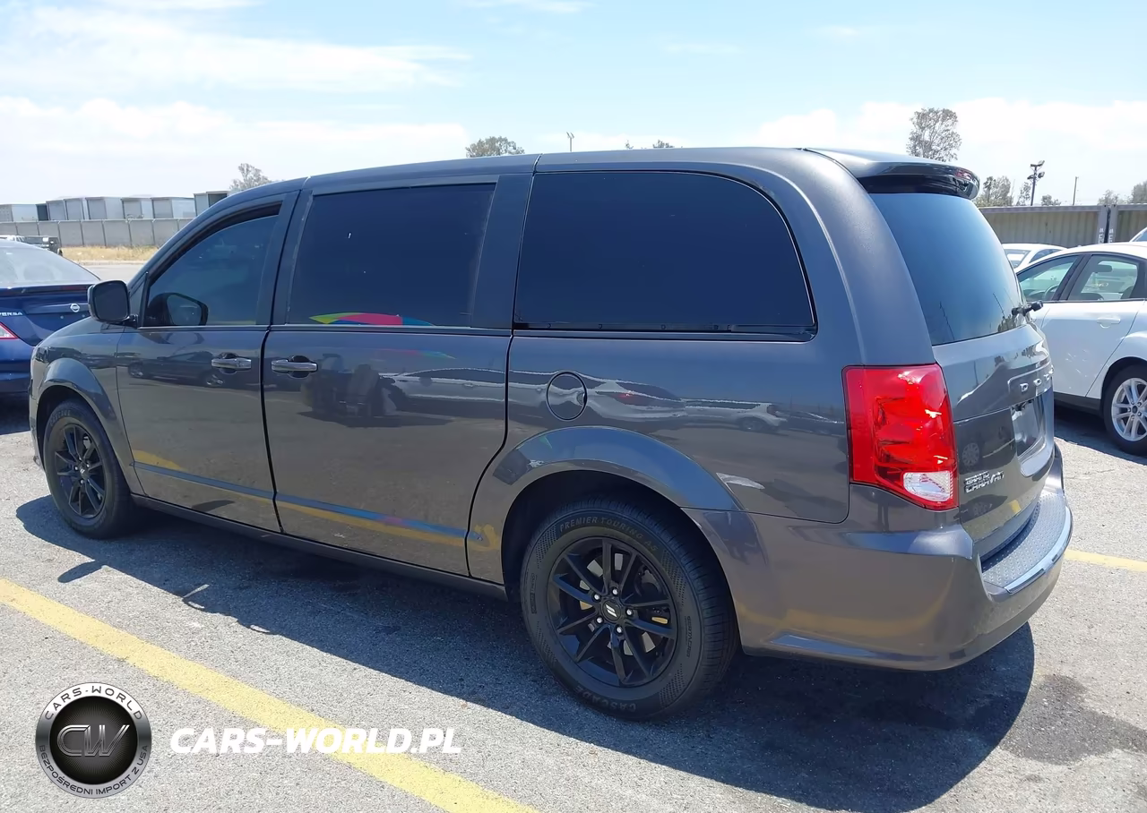 2019 Dodge Grand Caravan Gt VIN:2C4RDGEG1KR688402 - 3