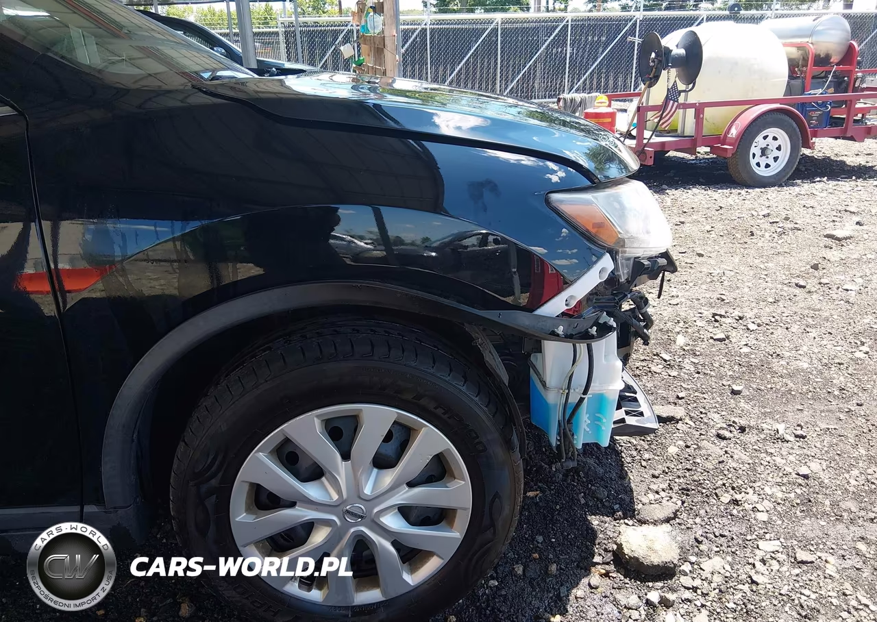 2015 Nissan Rogue S VIN:KNMAT2MV1FP537635 - 18
