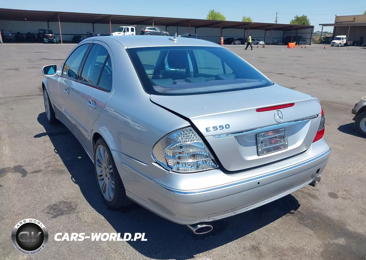 2008 Mercedes-Benz E 550 VIN:WDBUF72X78B217403 - 3