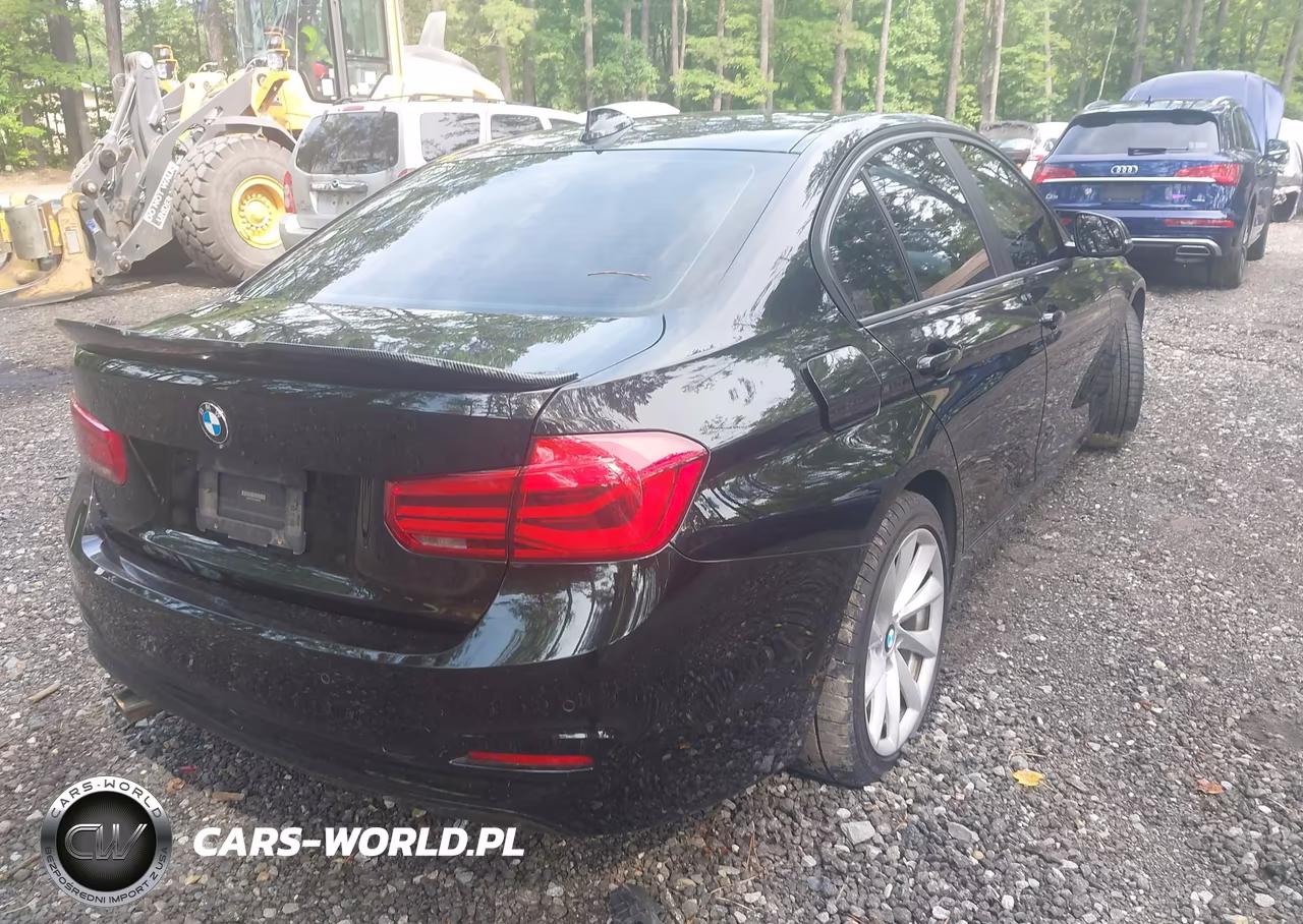 2018 BMW 320I xDrive VIN:WBA8A3C5XJA489654 - 4