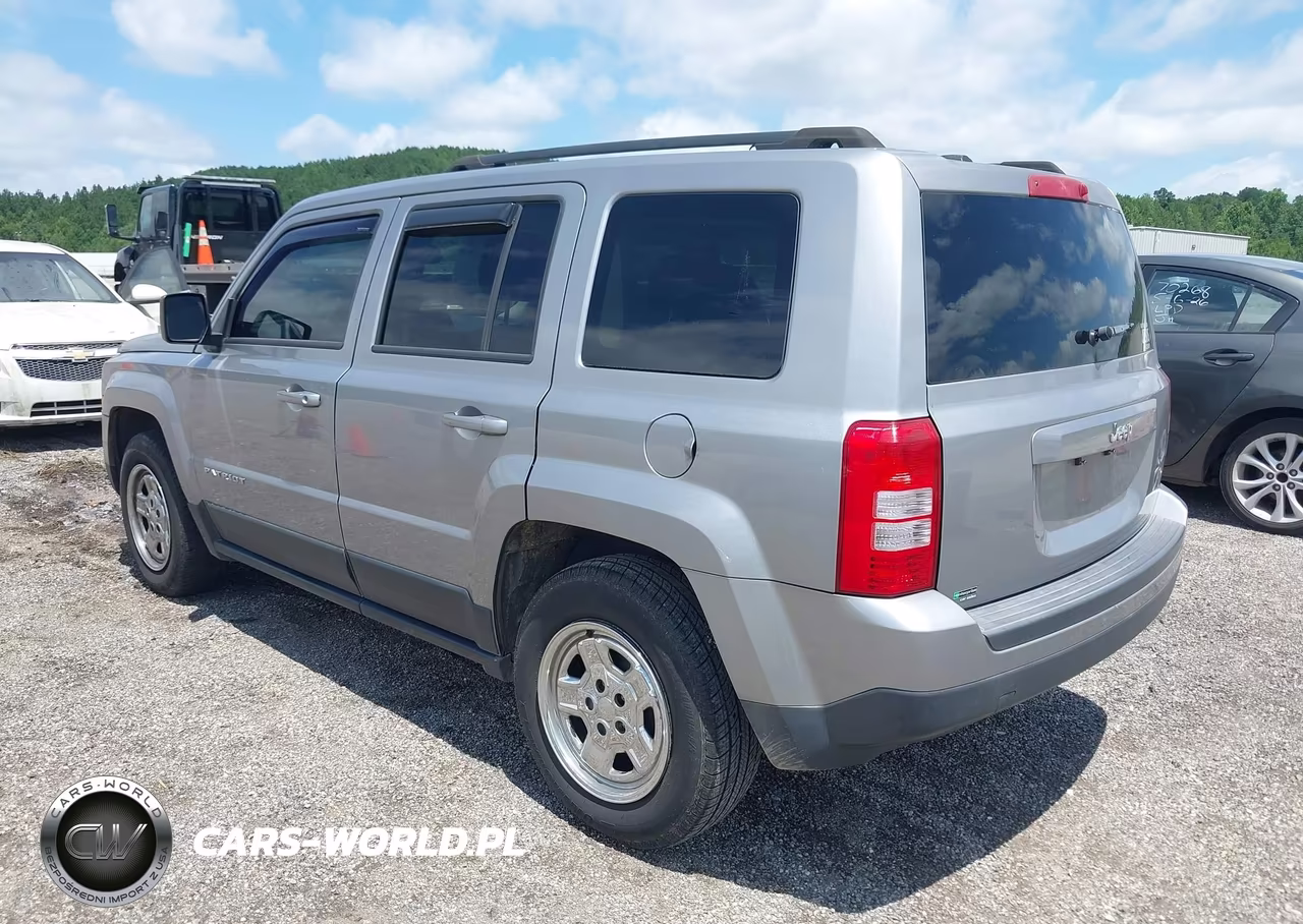 2016 Jeep Patriot Sport VIN:1C4NJPBA2GD734823 - 3