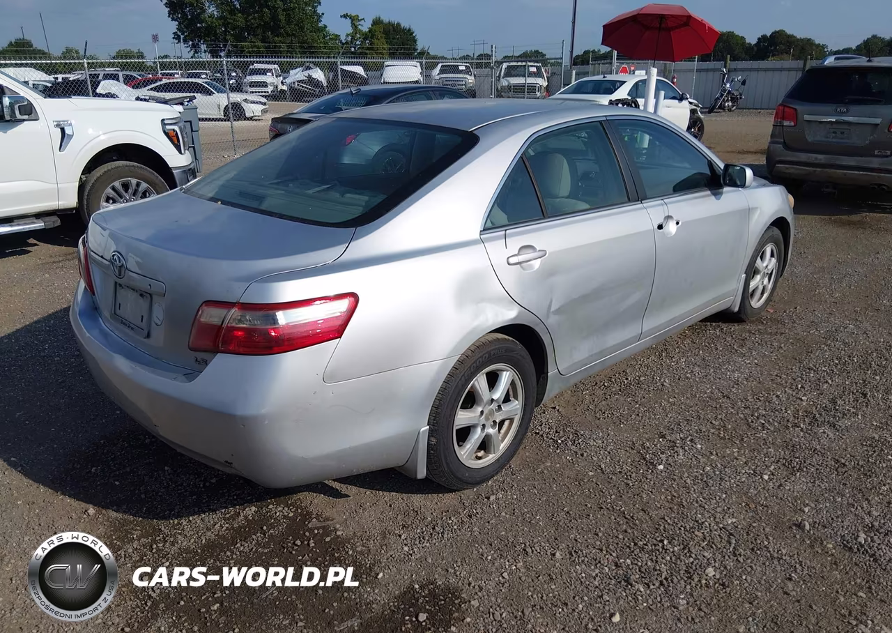 2008 Toyota Camry Le VIN:4T4BE46KX8R015265 - 4