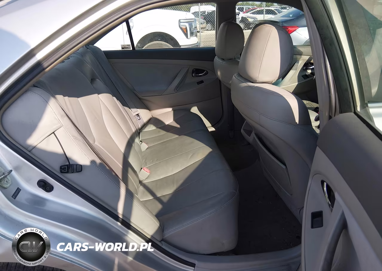 2008 Toyota Camry Le VIN:4T4BE46KX8R015265 - 8