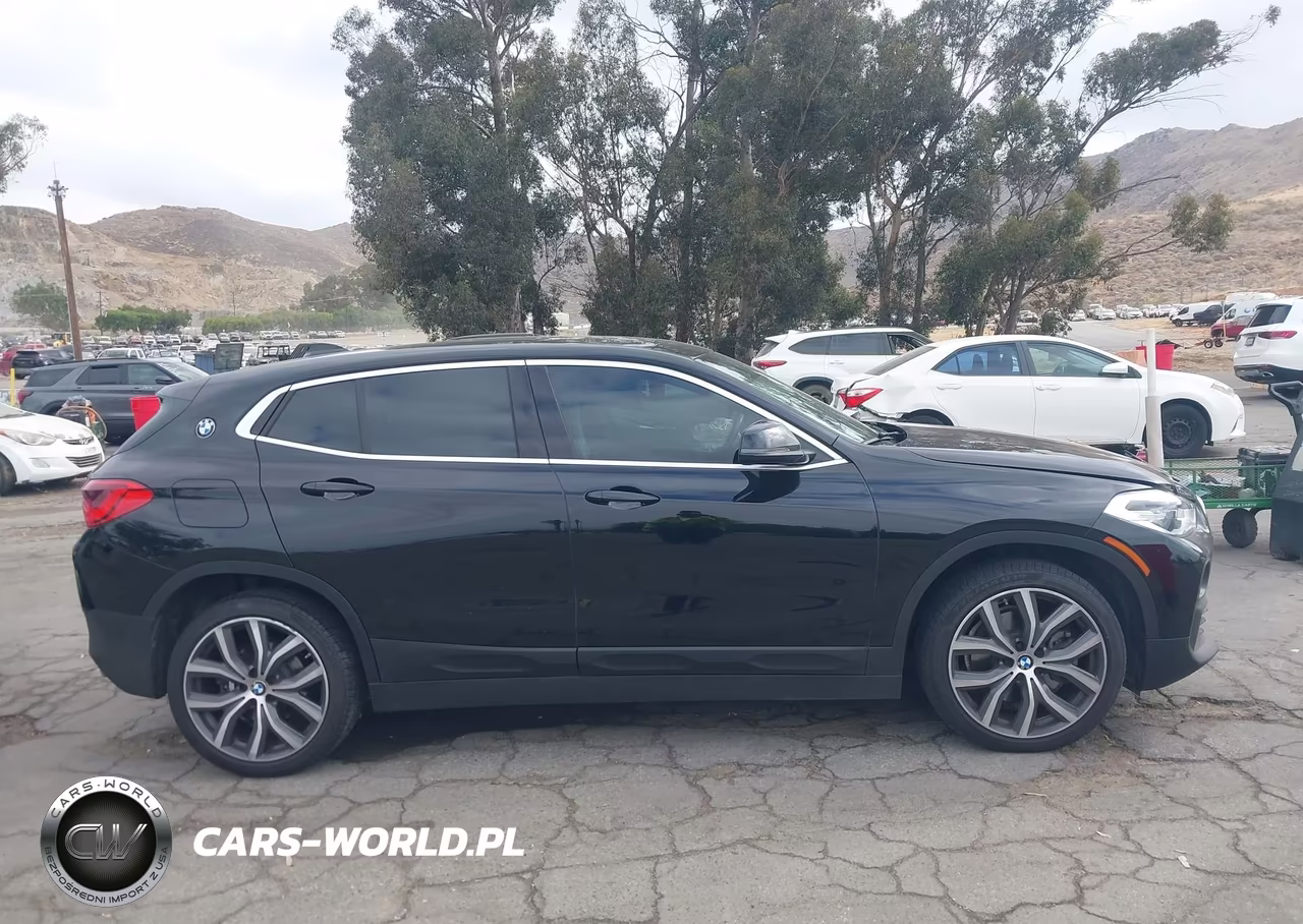 2018 BMW X2 xDrive28I VIN:WBXYJ5C35JEF72050 - 13
