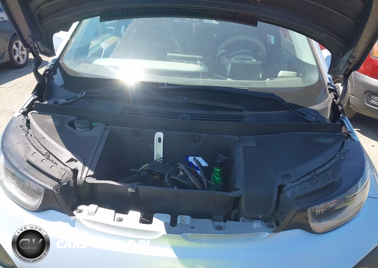 2014 BMW I3 Base W-Range Extender VIN:WBY1Z4C52EV275807 - 10