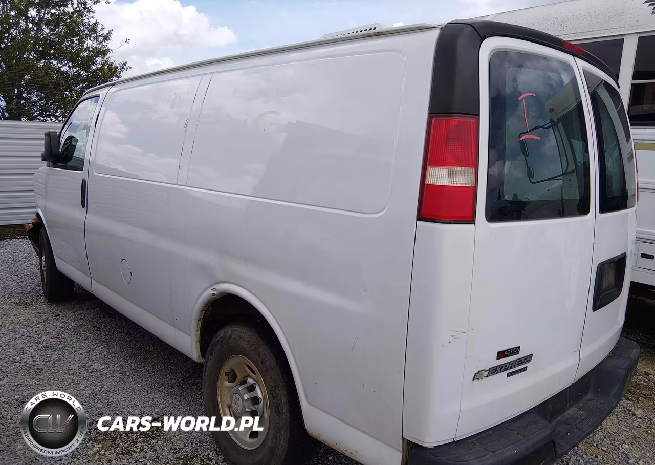 2016 Chevrolet Express 2500 Work Van VIN:1GCWGAFF2G1129241 - 3
