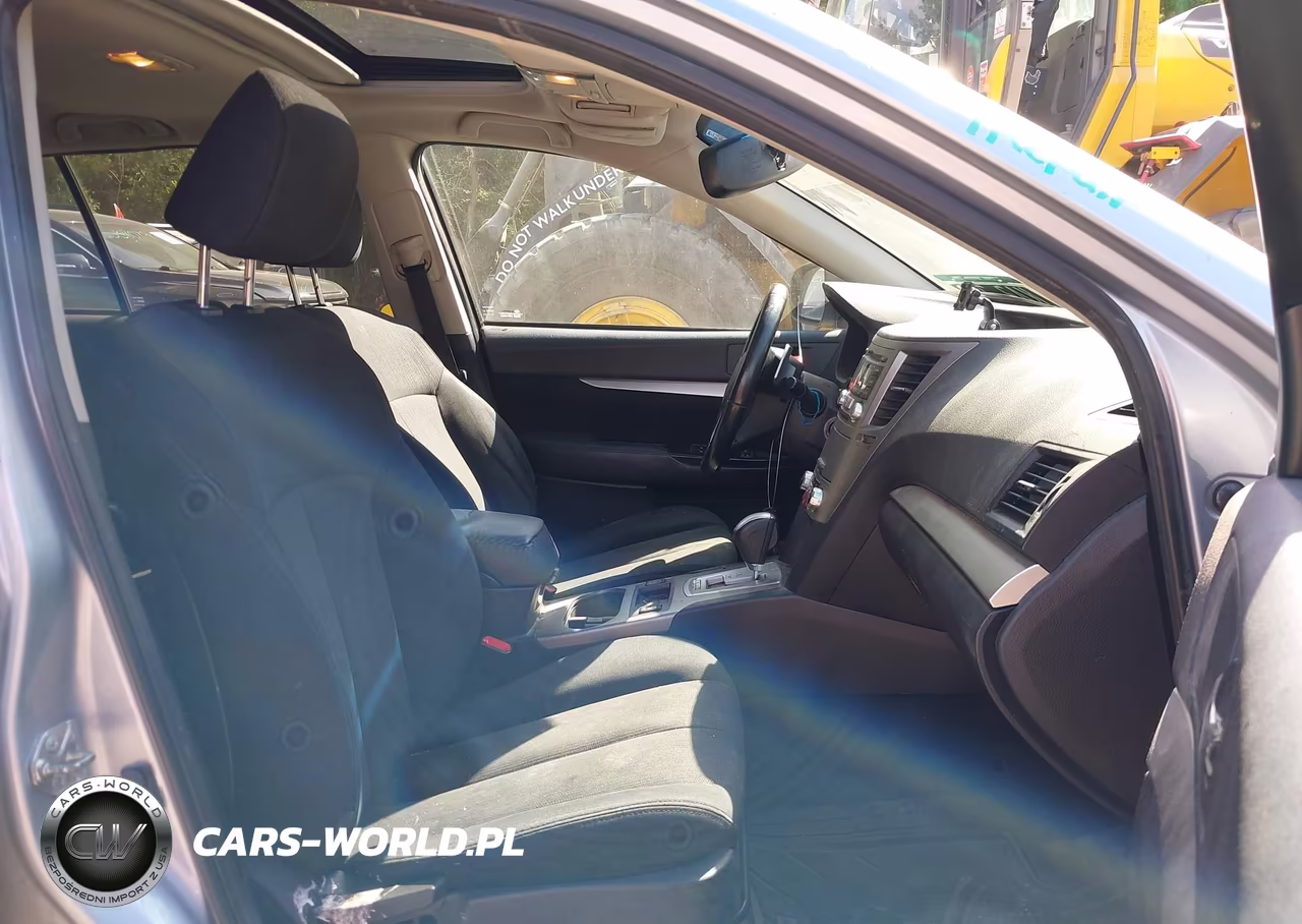 2013 Subaru Outback 2.5I Premium VIN:4S4BRBGC8D3292703 - 5