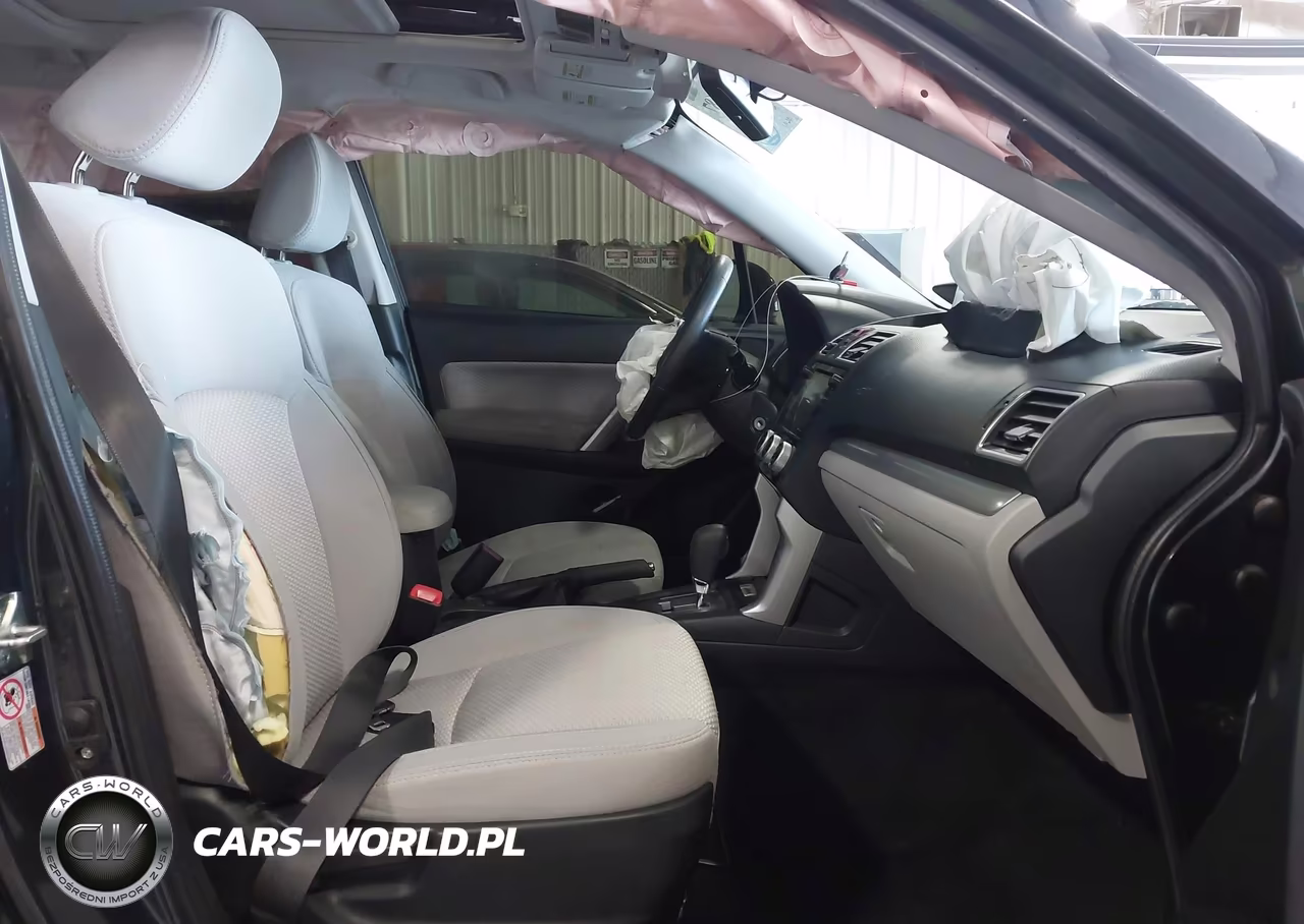 2018 Subaru Forester 2.5I Premium VIN:JF2SJAEC6JH601254 - 5
