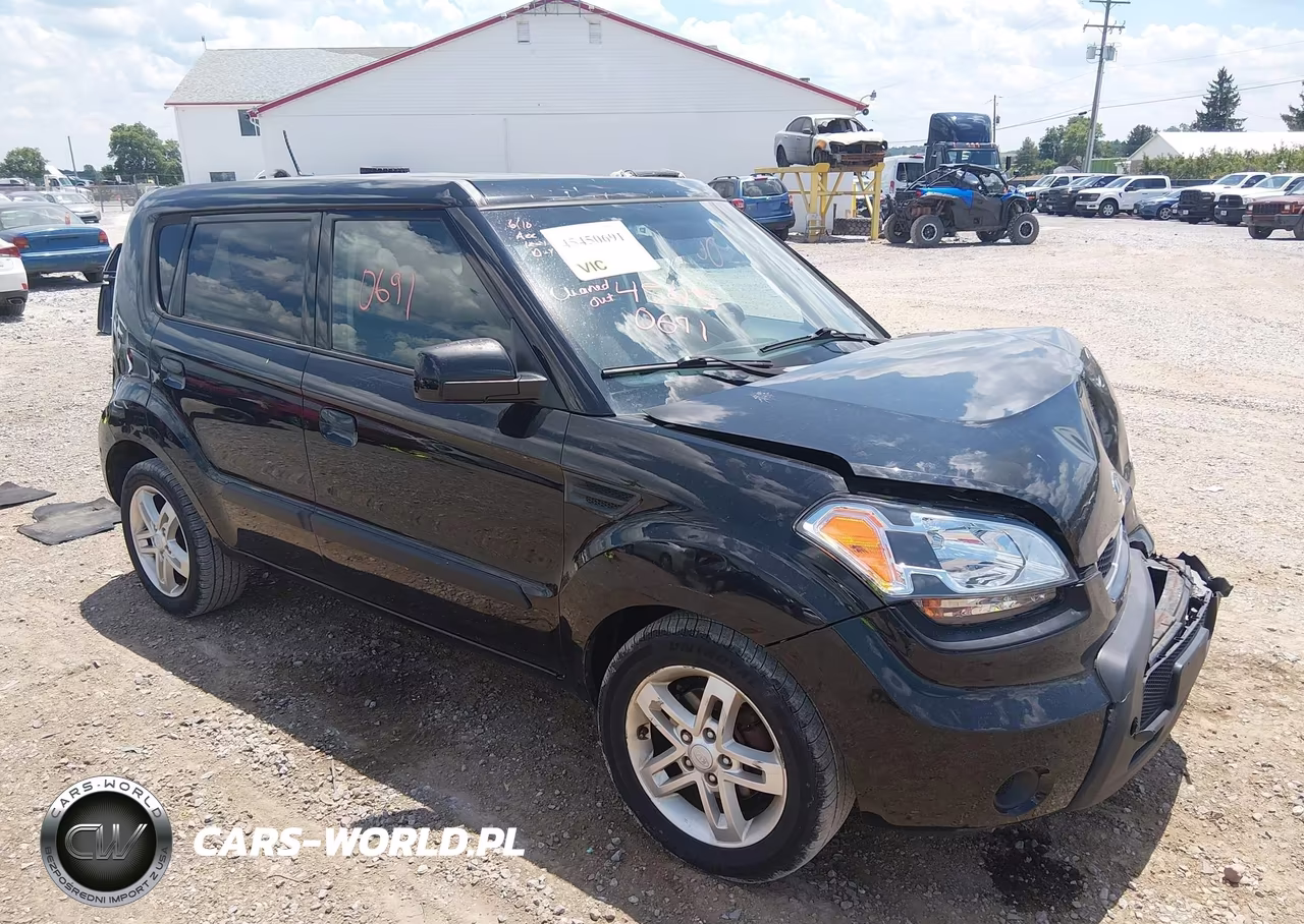 2010 Kia Soul +