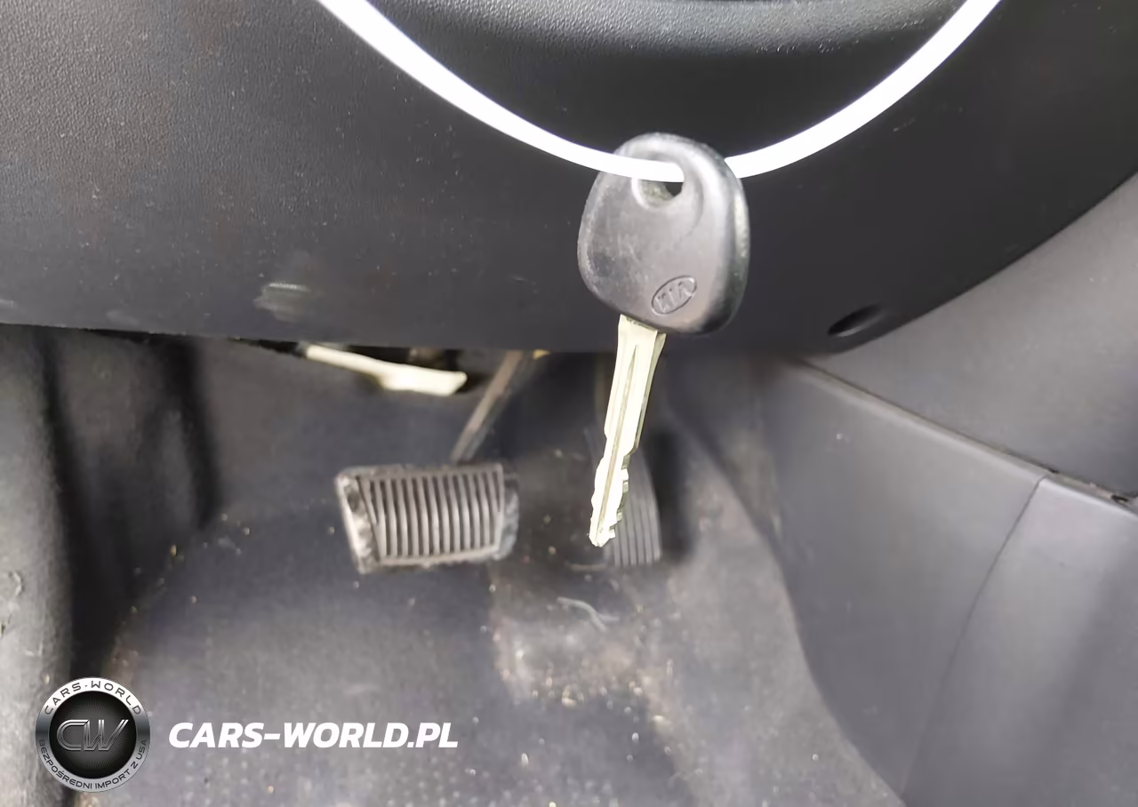2010 Kia Soul + VIN:KNDJT2A29A7055840 - 11