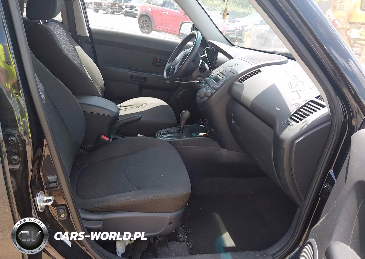 2010 Kia Soul + VIN:KNDJT2A29A7055840 - 5